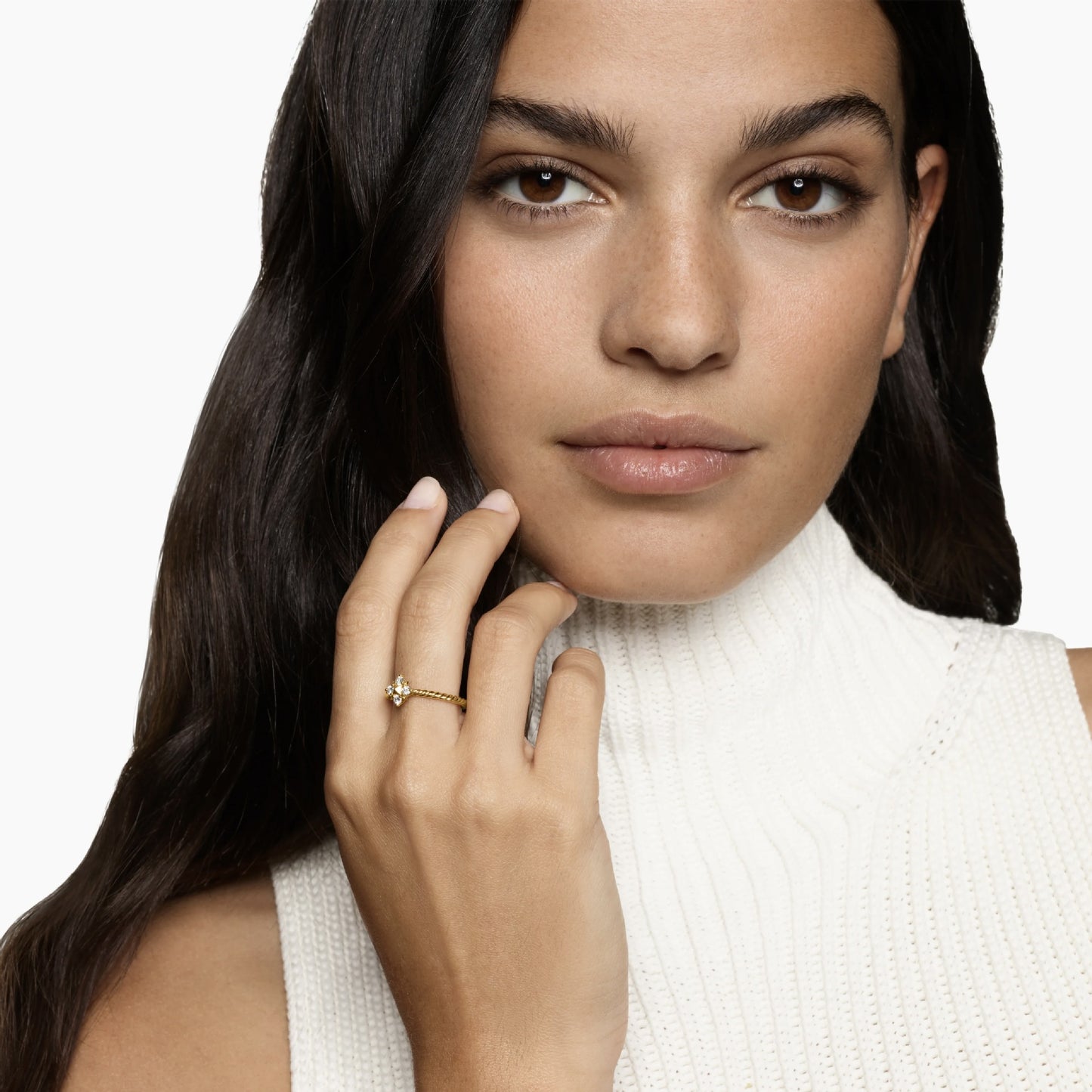Quatrefoil Four-Stone Twisted Cable Ring, Minimalist Promise Ring for Women